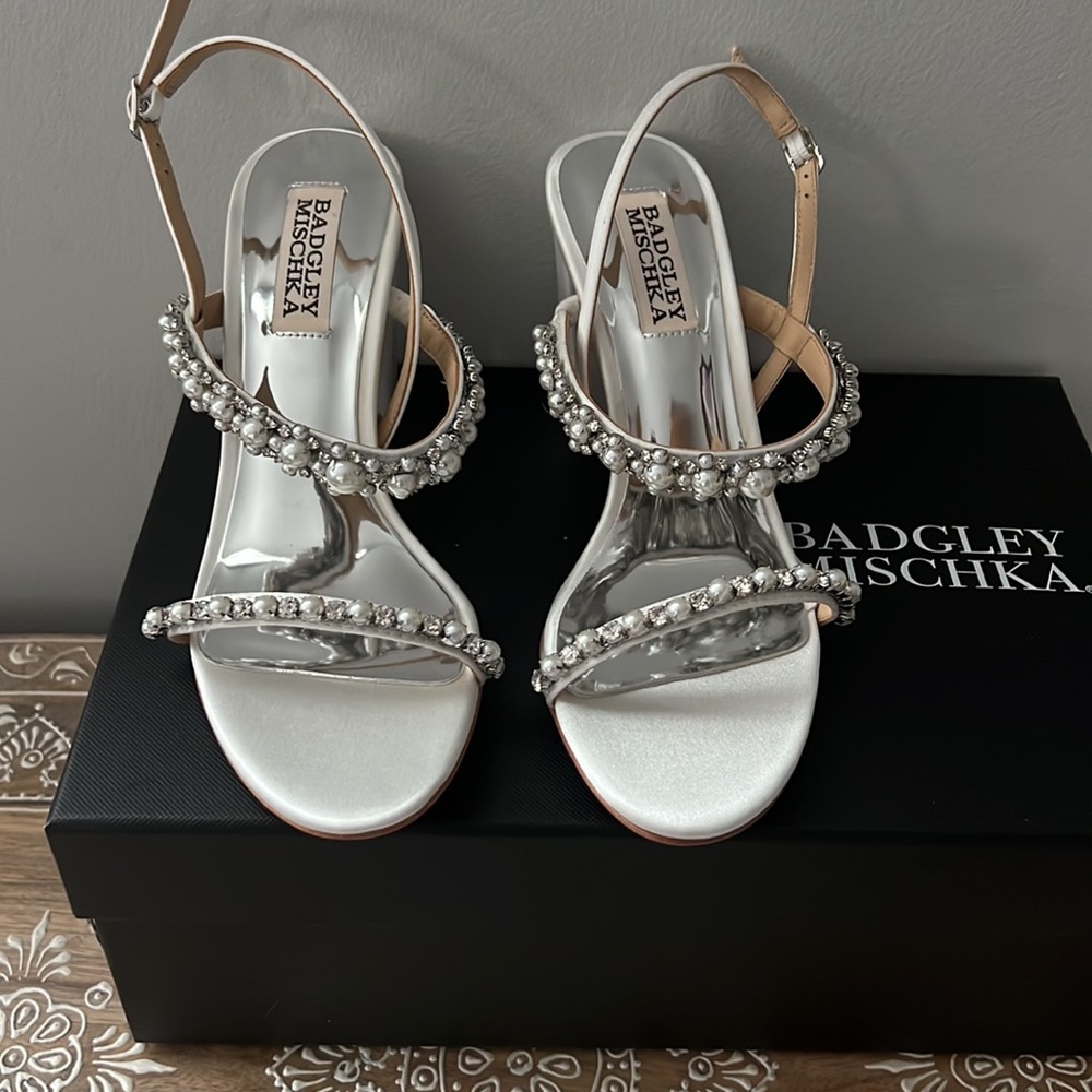 Badgely Mischka Natasha Heels